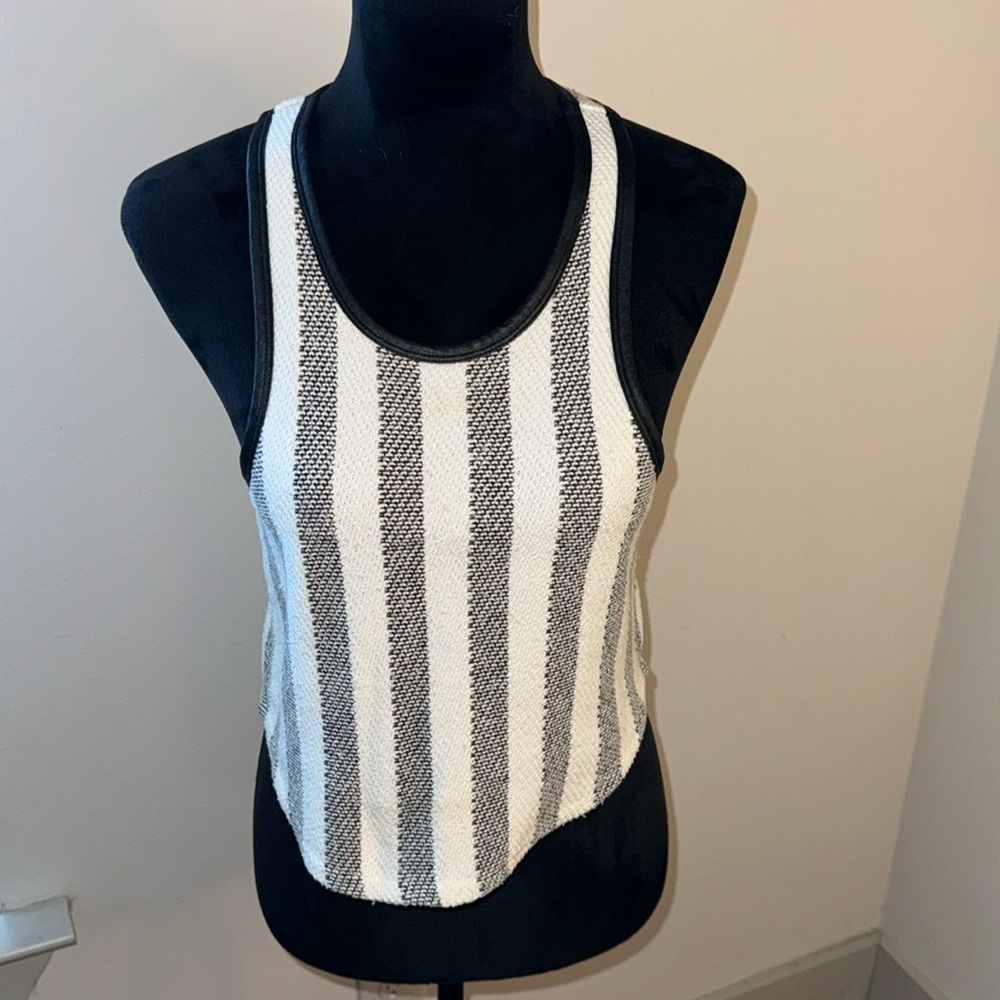 TOBI ivory‎ black cotton blend sleeveless cropped top Sz M